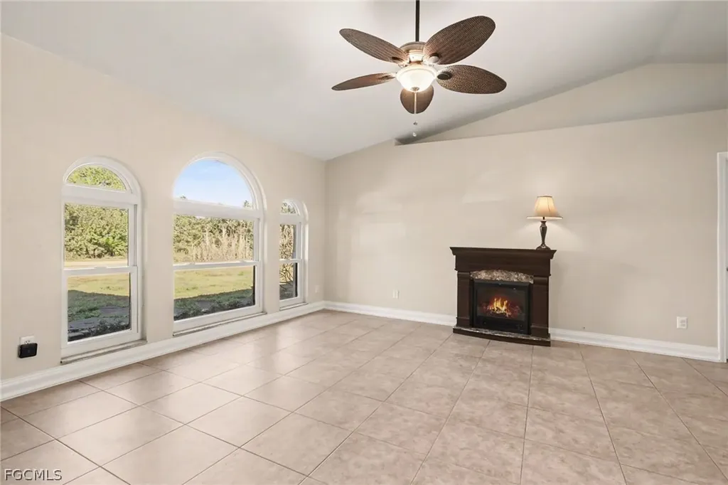 6371 Maytree Circle Fort Myers FL 33905
