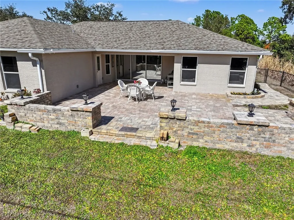 6371 Maytree Circle Fort Myers FL 33905