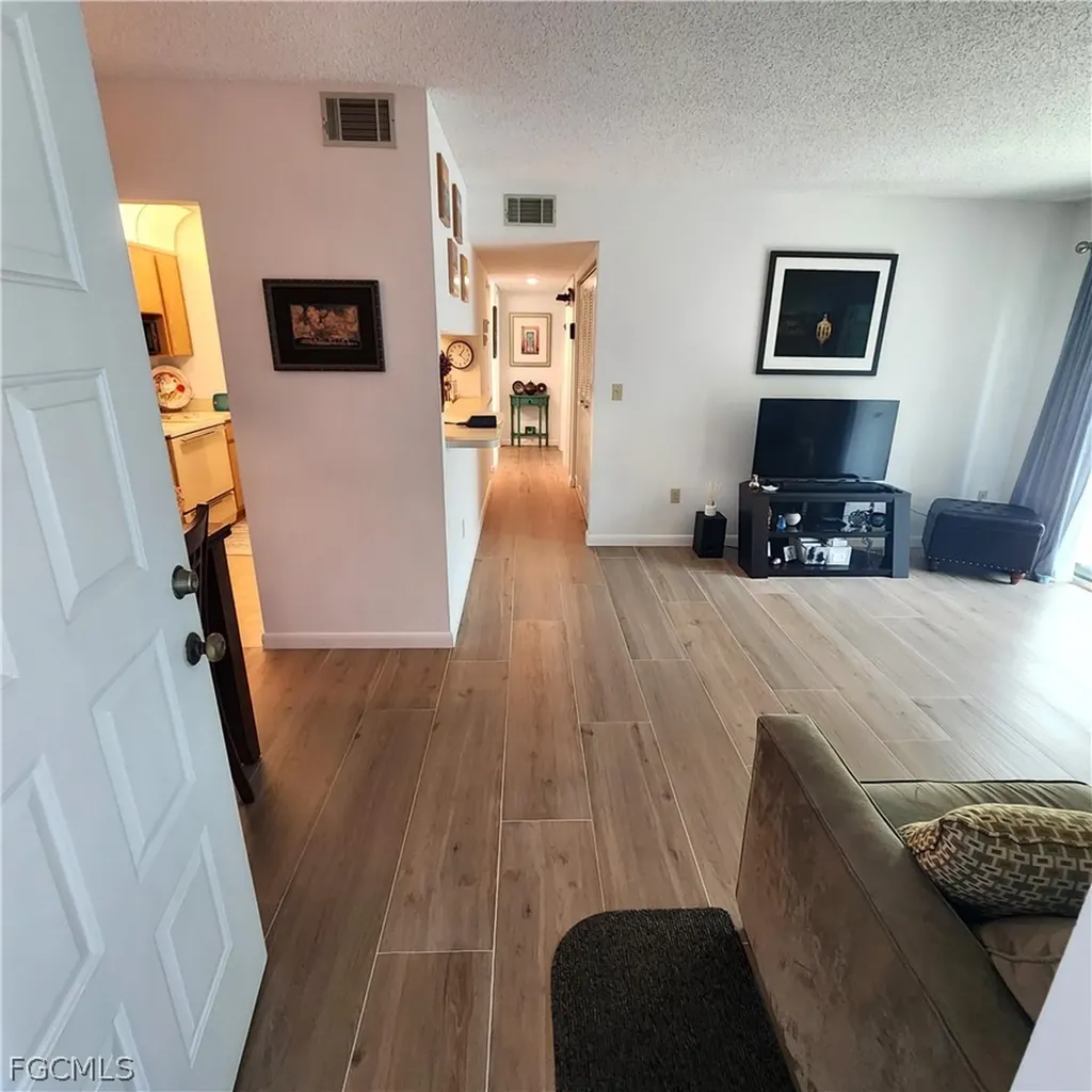 9570 Green Cypress Lane Fort Myers FL 33905
