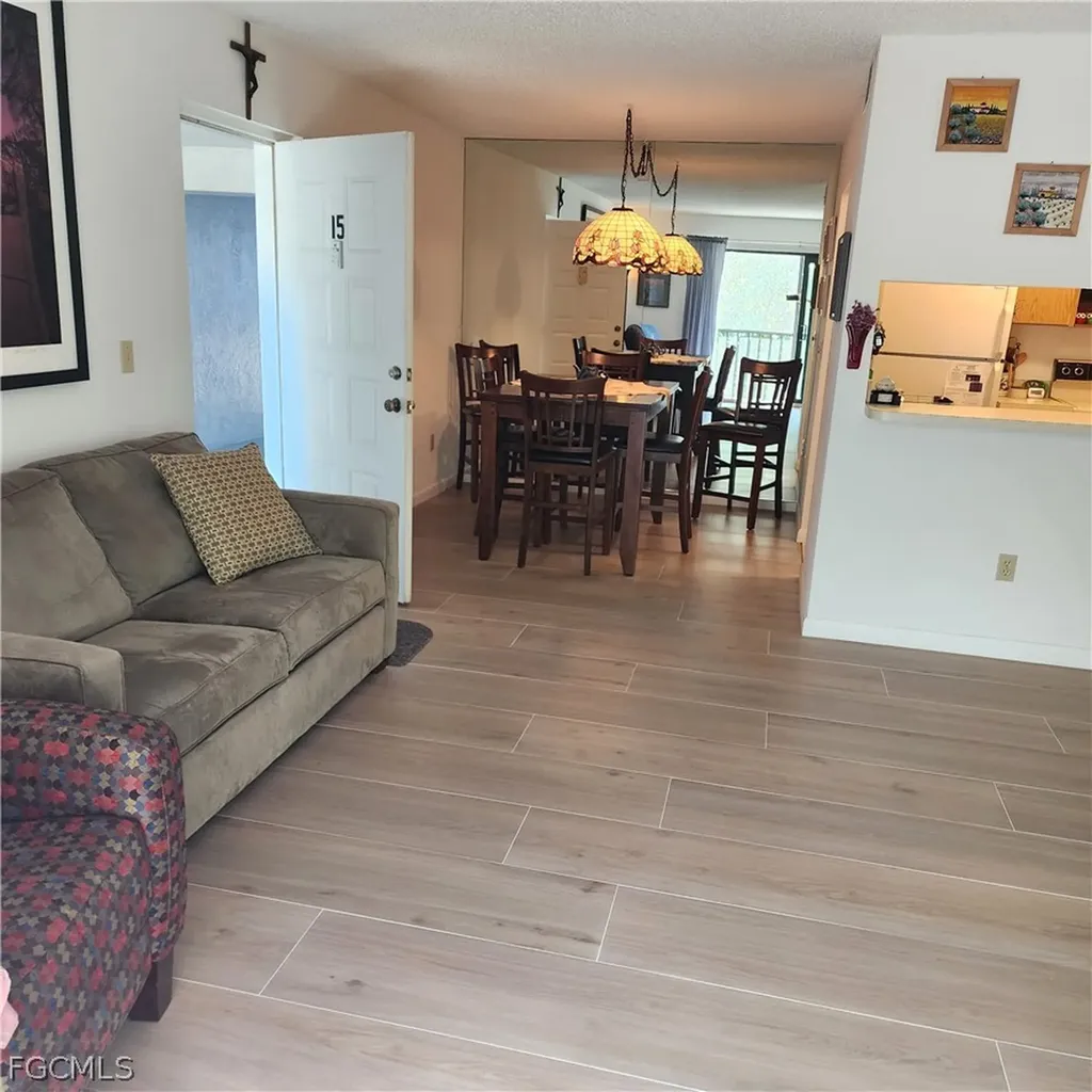 9570 Green Cypress Lane Fort Myers FL 33905
