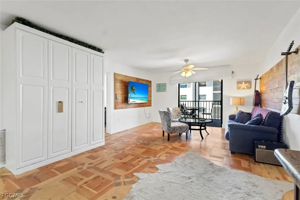 9395 Pennsylvania Avenue Bonita Springs FL 34135