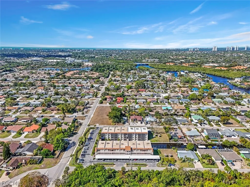 9395 Pennsylvania Avenue Bonita Springs FL 34135