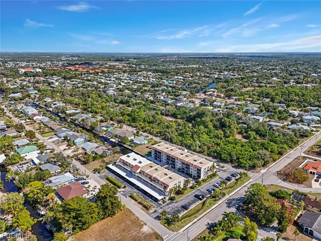 9395 Pennsylvania Avenue Bonita Springs FL 34135