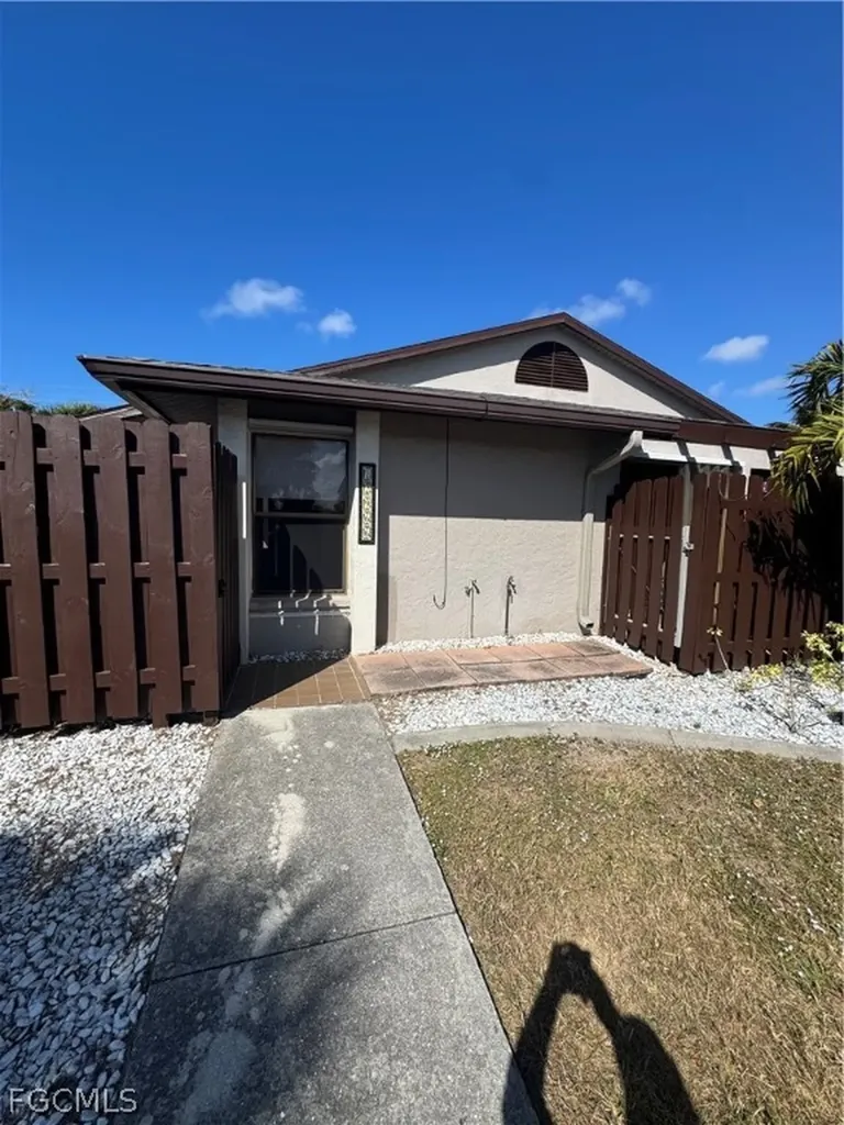 12966 Cherrydale Court Fort Myers FL 33919