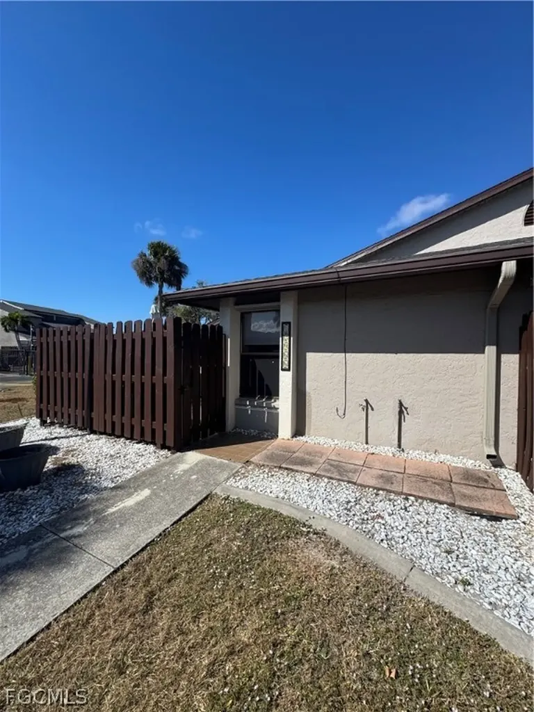 12966 Cherrydale Court Fort Myers FL 33919
