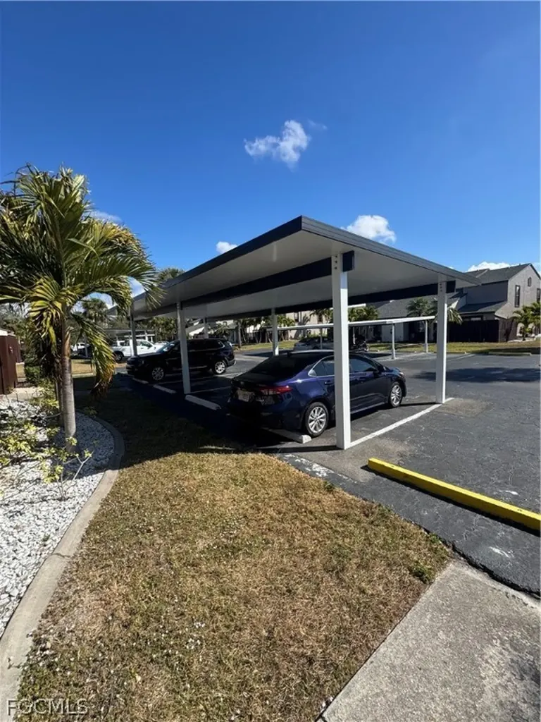 12966 Cherrydale Court Fort Myers FL 33919