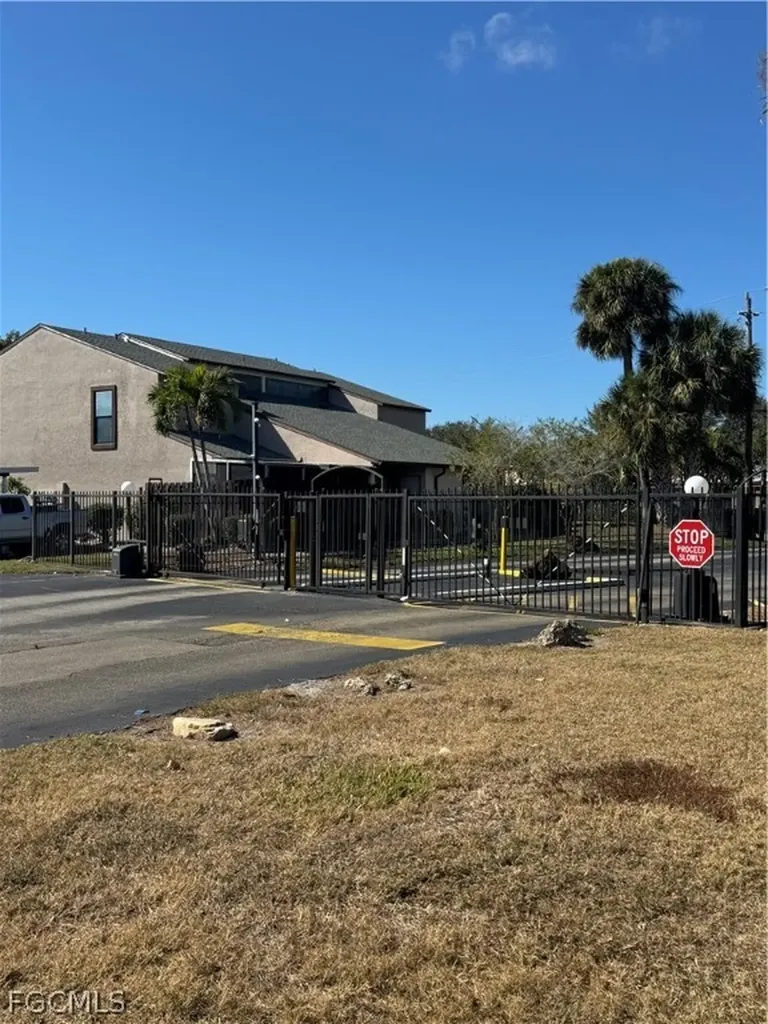 12966 Cherrydale Court Fort Myers FL 33919