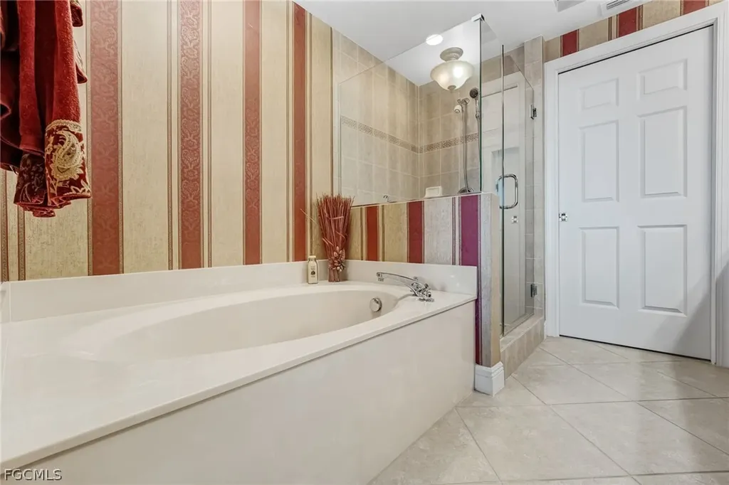 2743 1st Street Fort Myers FL 33916