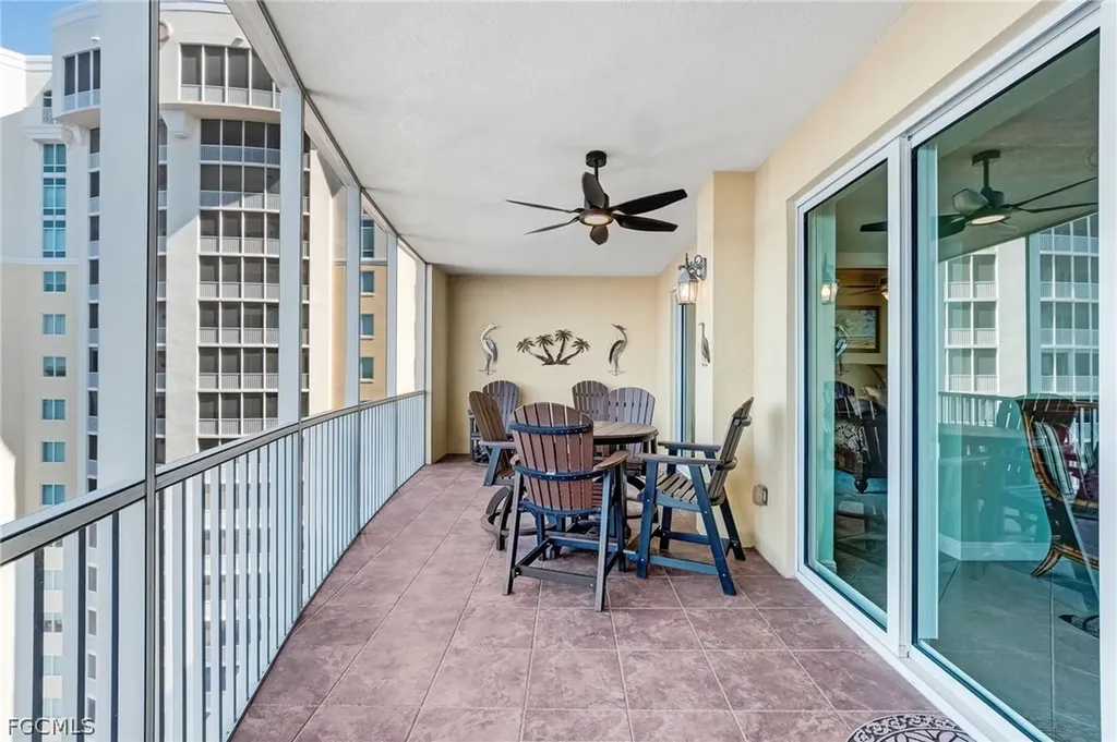 2743 1st Street Fort Myers FL 33916