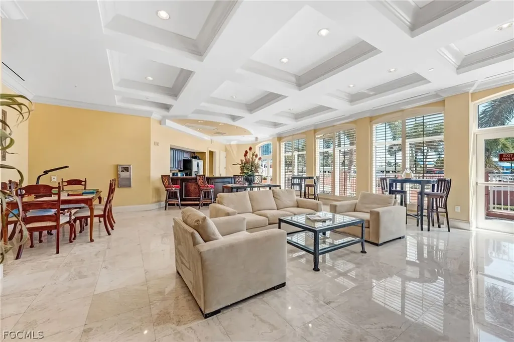 2743 1st Street Fort Myers FL 33916