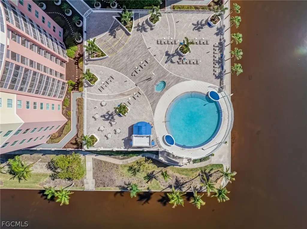 2743 1st Street Fort Myers FL 33916