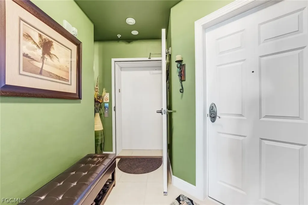 2743 1st Street Fort Myers FL 33916