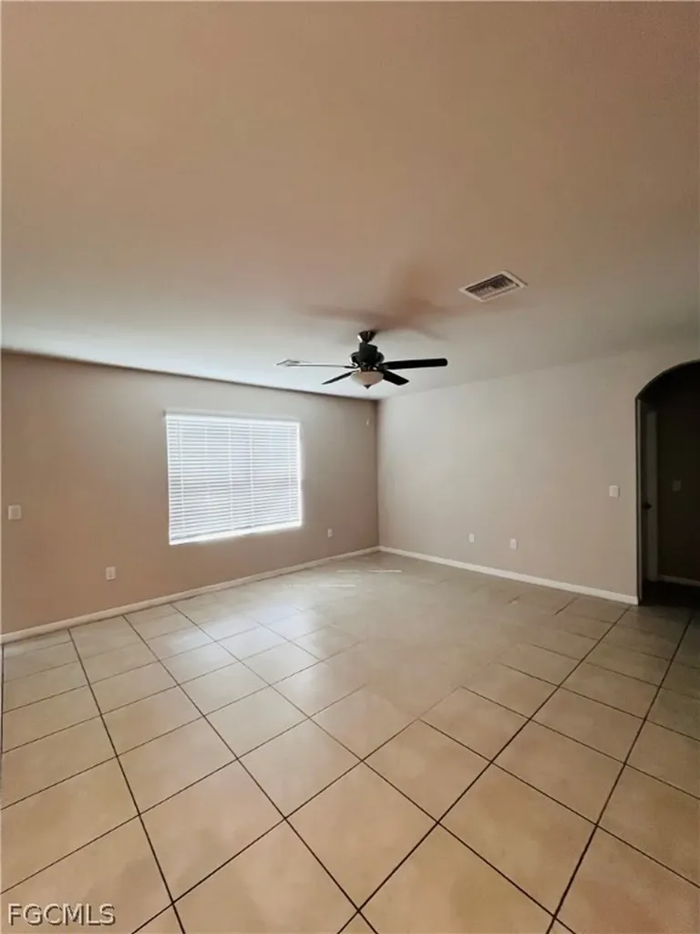 10601 Crossback Lane Lehigh Acres FL 33936