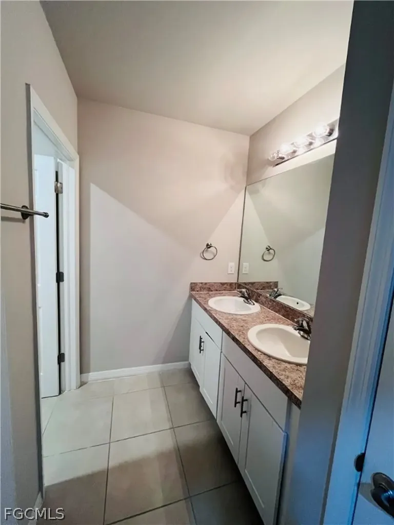 10601 Crossback Lane Lehigh Acres FL 33936