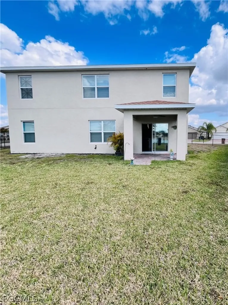 10601 Crossback Lane Lehigh Acres FL 33936
