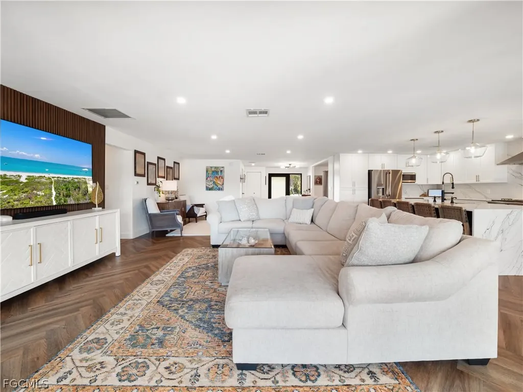 6610 Joanna Circle Fort Myers FL 33919