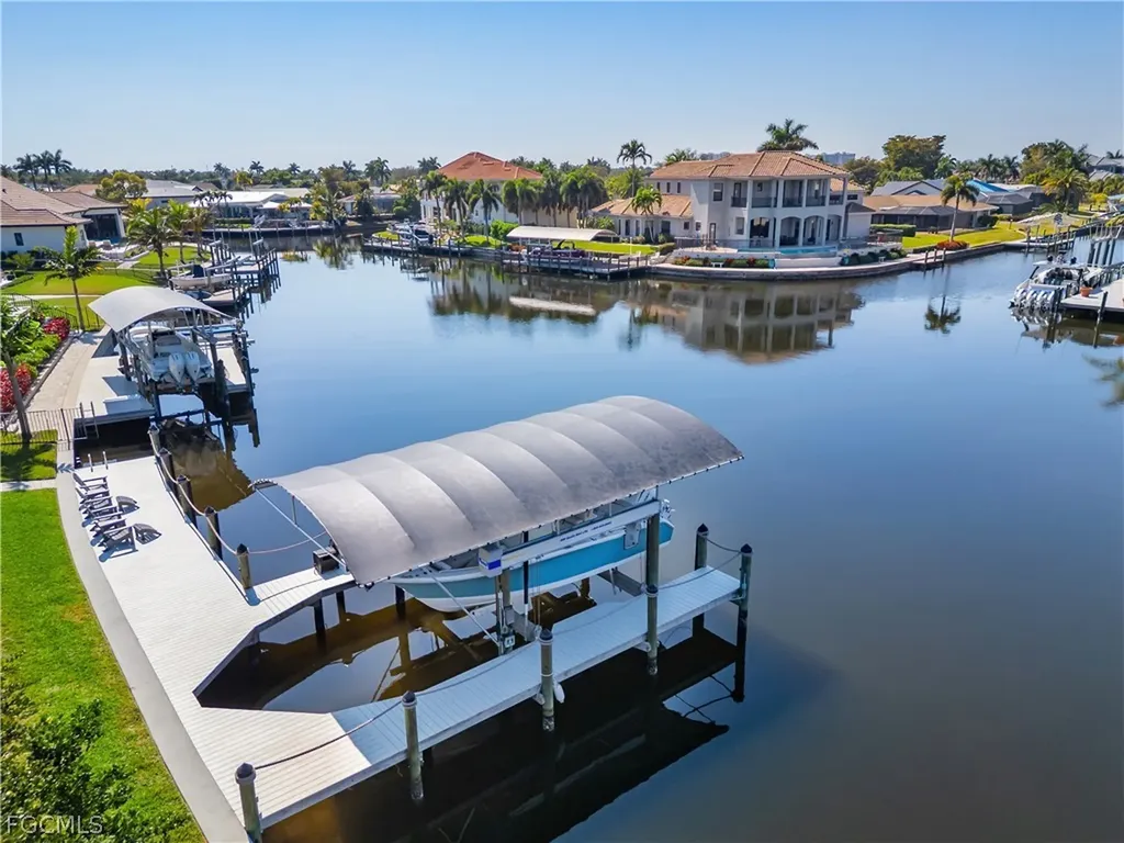 6610 Joanna Circle Fort Myers FL 33919