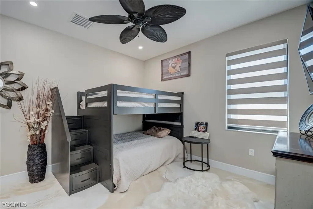 1807 SW 46th Terrace Cape Coral FL 33914