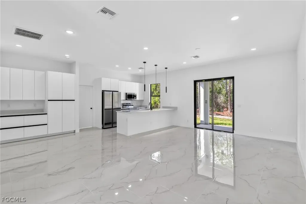 790 Bell Boulevard S Lehigh Acres FL 33974