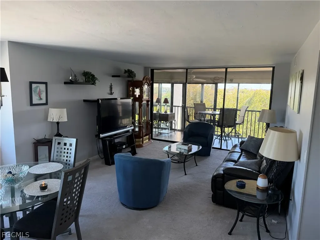 4100 Steamboat Bend E Fort Myers FL 33919
