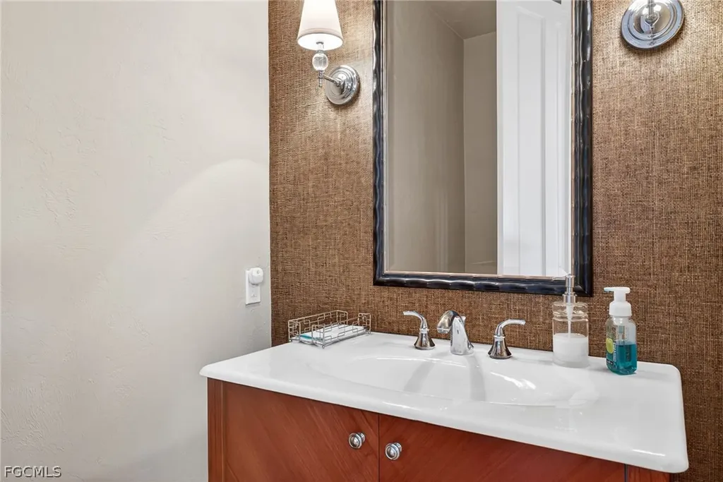 5663 Baltusrol Court Sanibel FL 33957