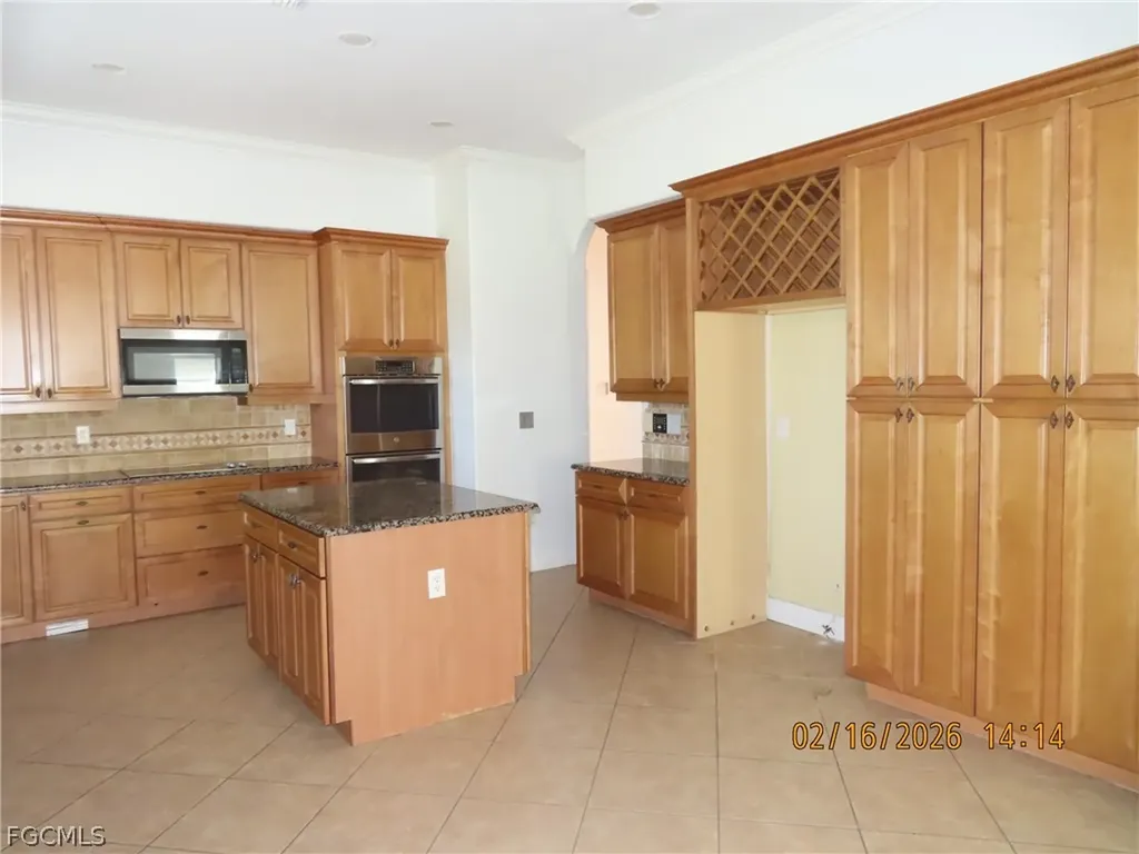 1769 Birdie Drive Naples FL 34120