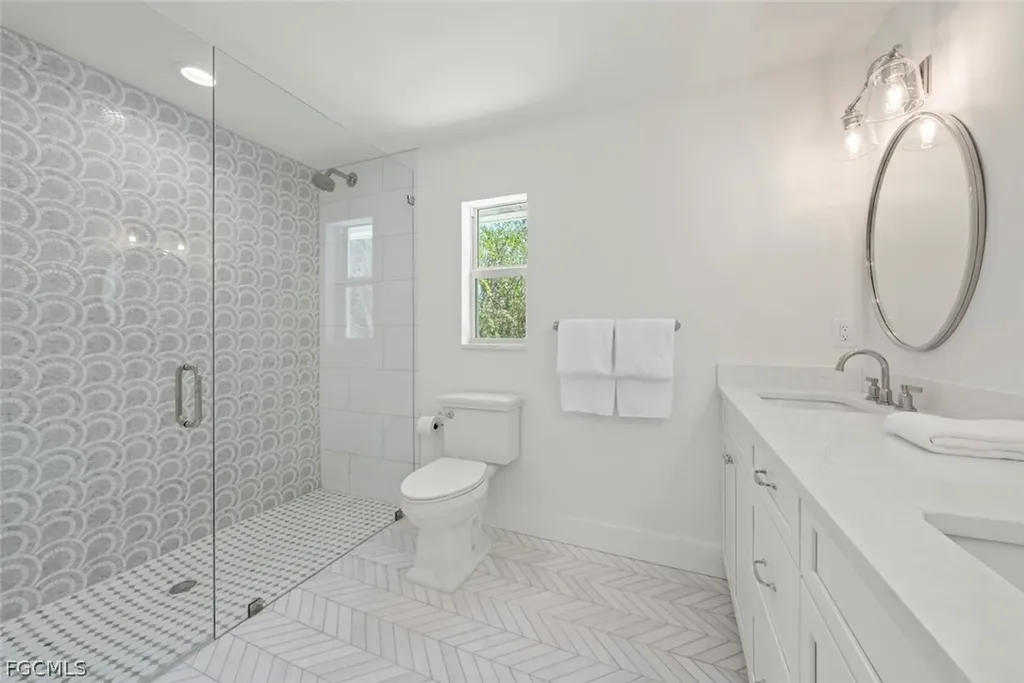 668 Anchor Drive Sanibel FL 33957