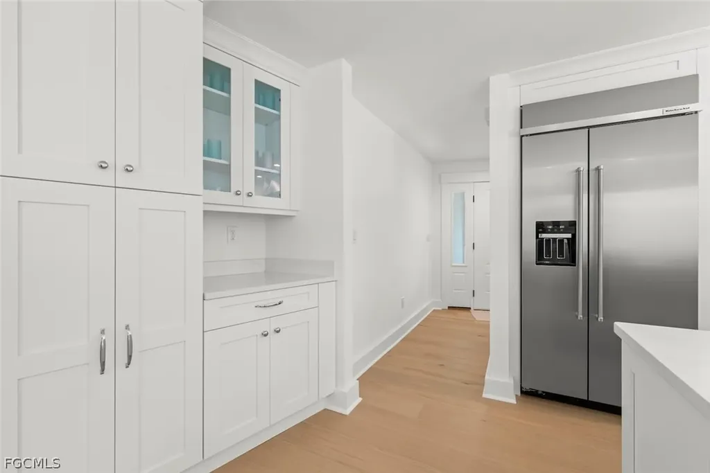 668 Anchor Drive Sanibel FL 33957