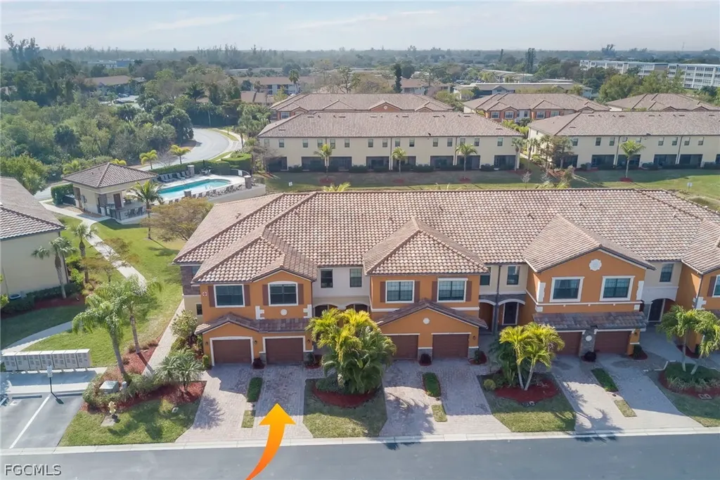 8103 Summerfield Street Fort Myers FL 33919