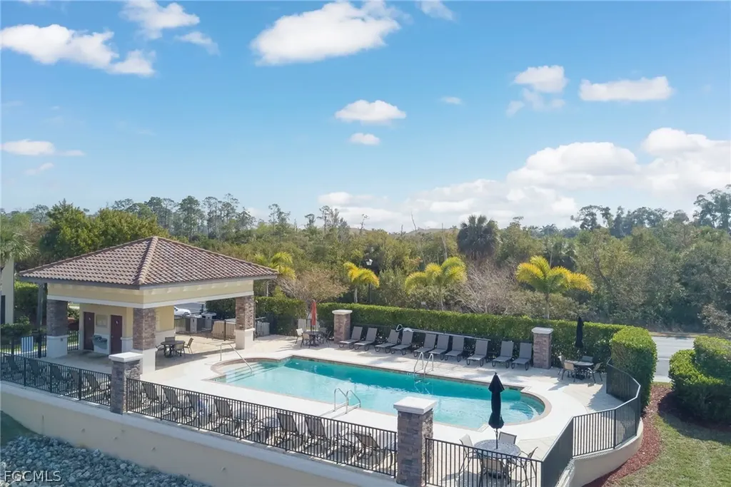 8103 Summerfield Street Fort Myers FL 33919