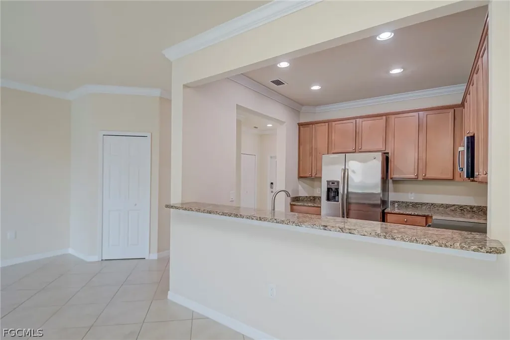 8103 Summerfield Street Fort Myers FL 33919