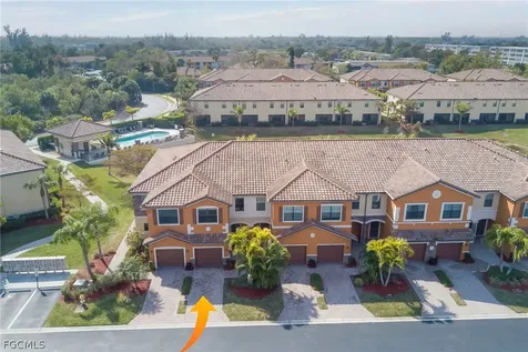8103 Summerfield Street Fort Myers FL 33919