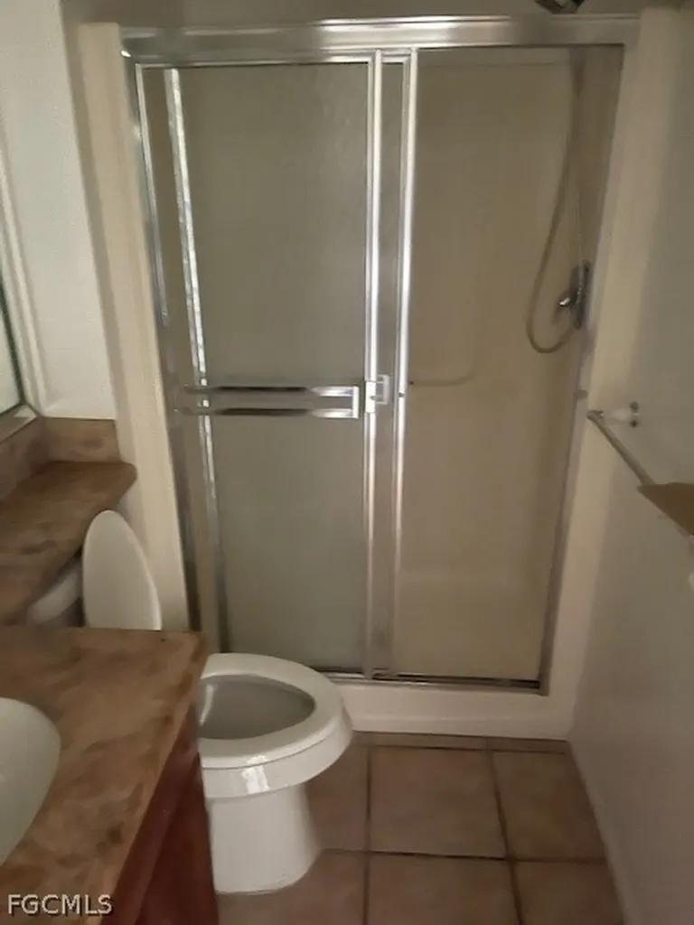 2121 Collier Avenue Fort Myers FL 33901