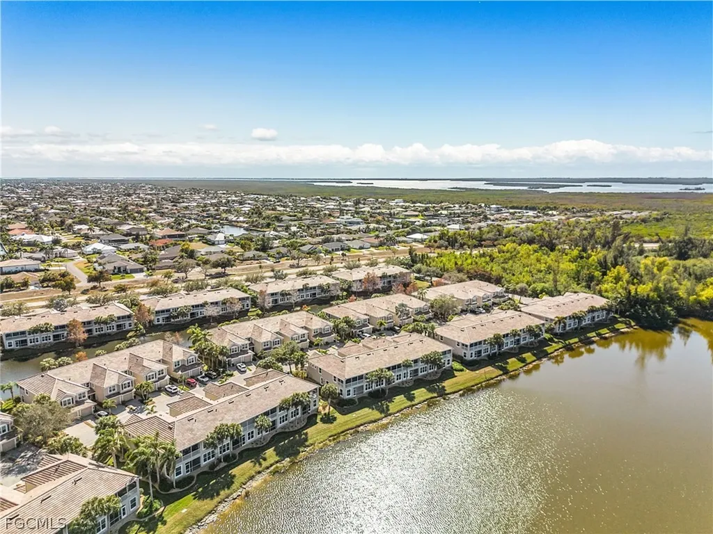 2623 Somerville Loop Cape Coral FL 33991