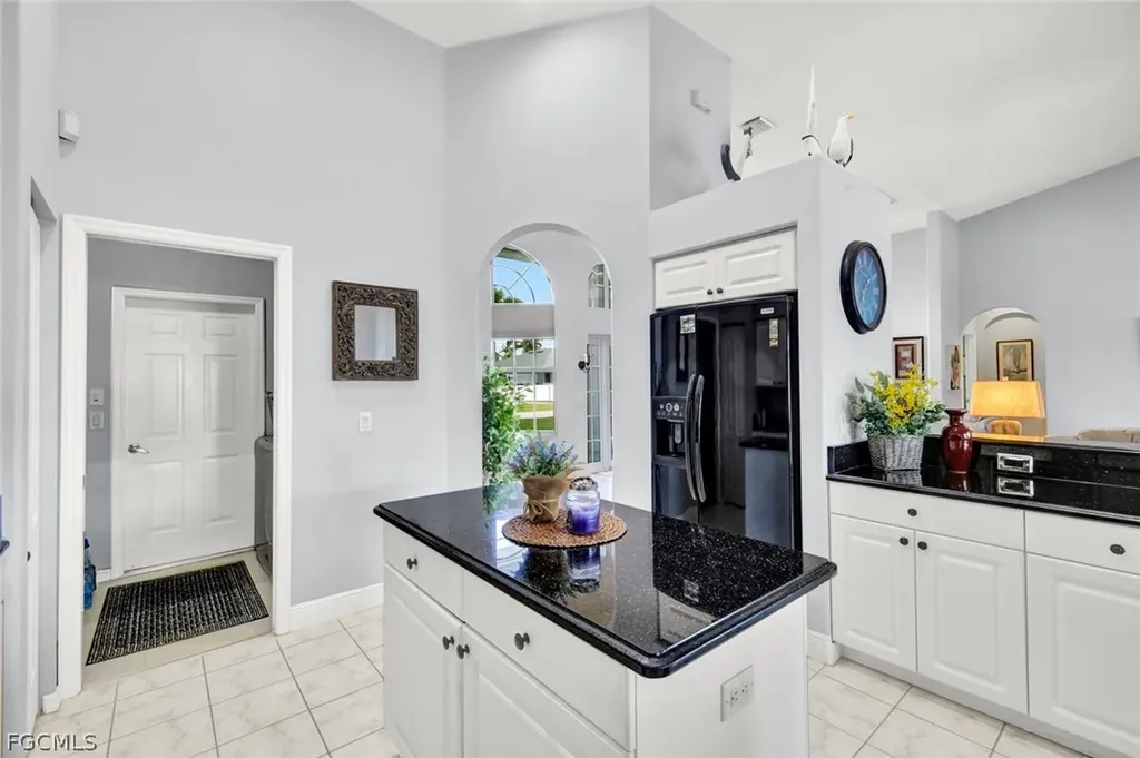 3908 SW 22nd Place Cape Coral FL 33914