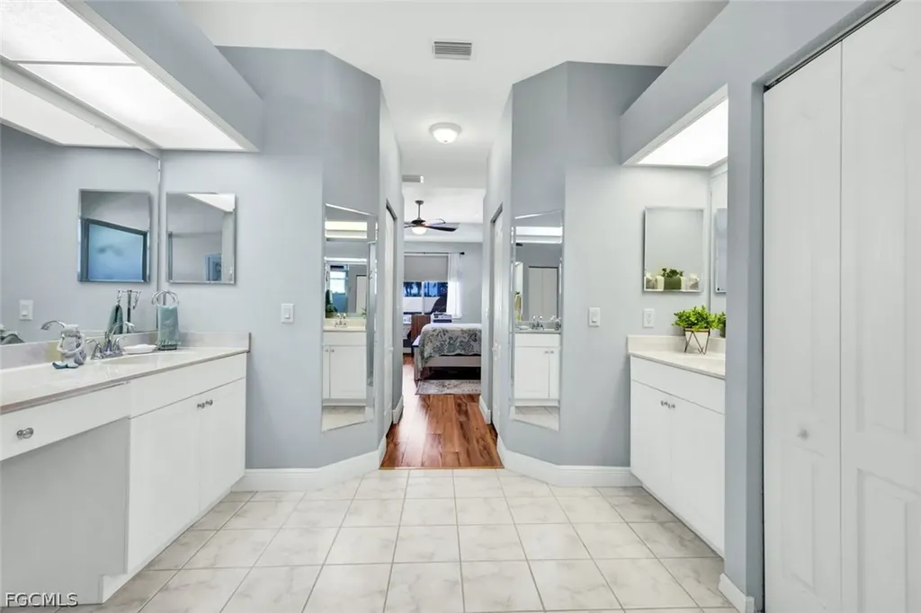 3908 SW 22nd Place Cape Coral FL 33914