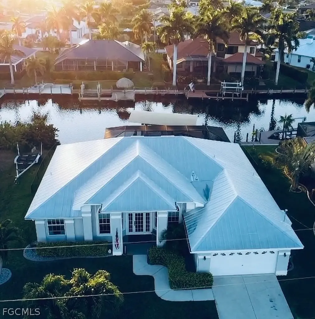 3908 SW 22nd Place Cape Coral FL 33914