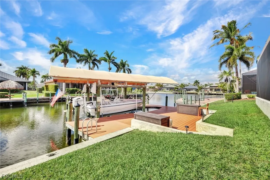 3908 SW 22nd Place Cape Coral FL 33914