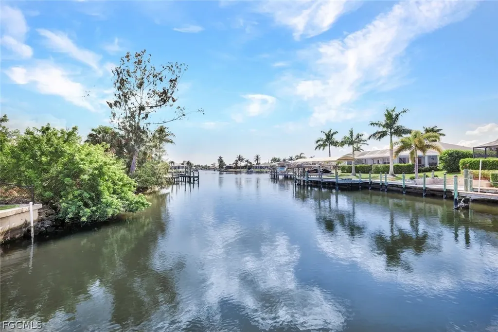 3908 SW 22nd Place Cape Coral FL 33914