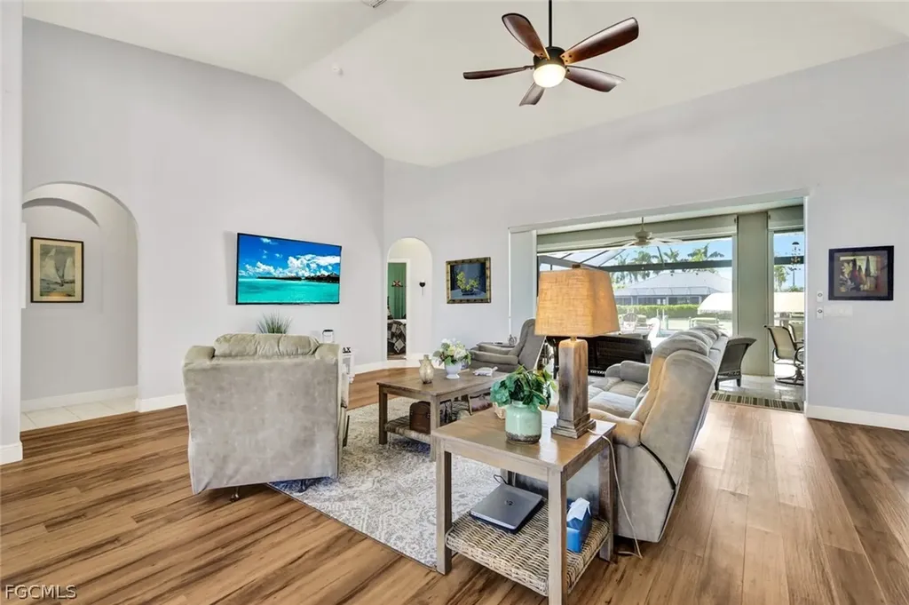 3908 SW 22nd Place Cape Coral FL 33914