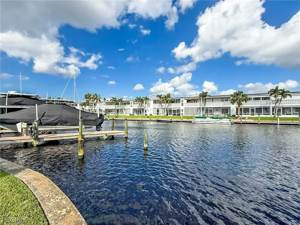 5111 Manor Court Cape Coral FL 33904