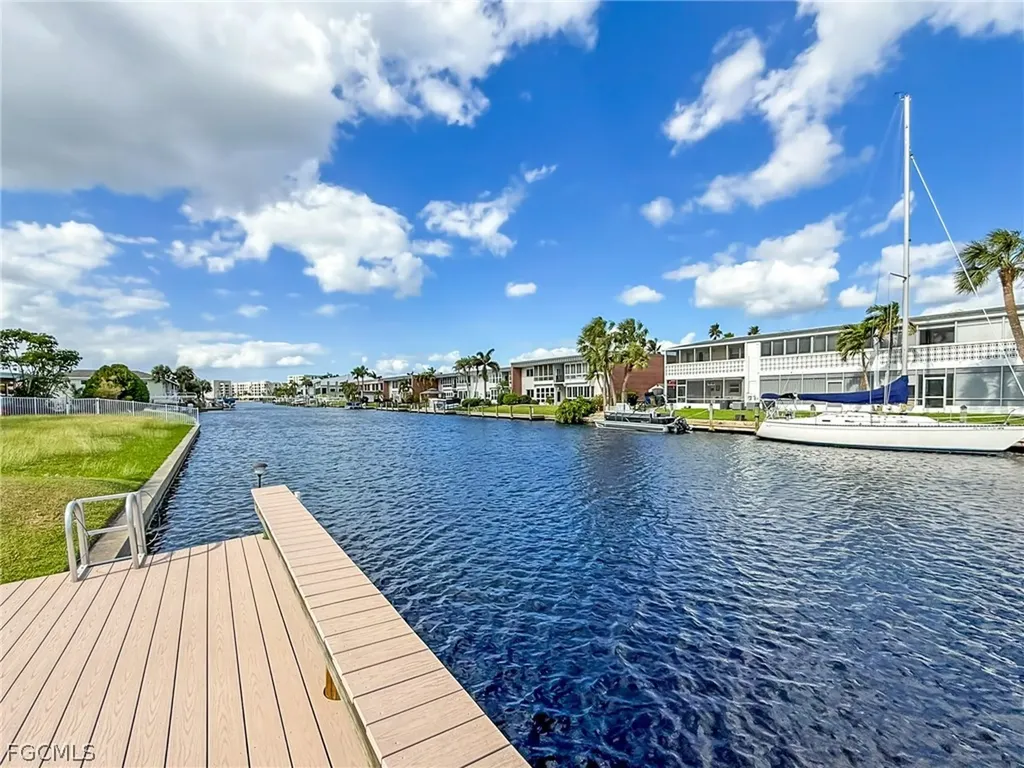 5111 Manor Court Cape Coral FL 33904