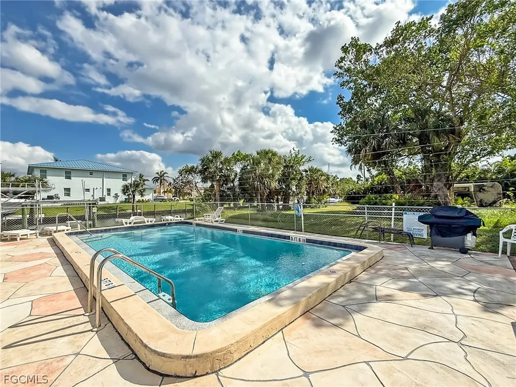 5111 Manor Court Cape Coral FL 33904