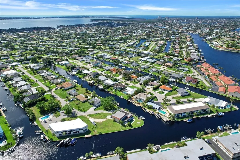 5111 Manor Court Cape Coral FL 33904