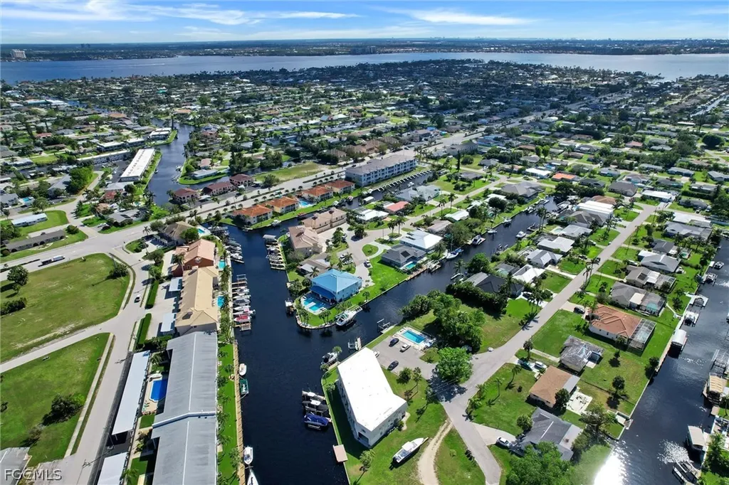 5111 Manor Court Cape Coral FL 33904