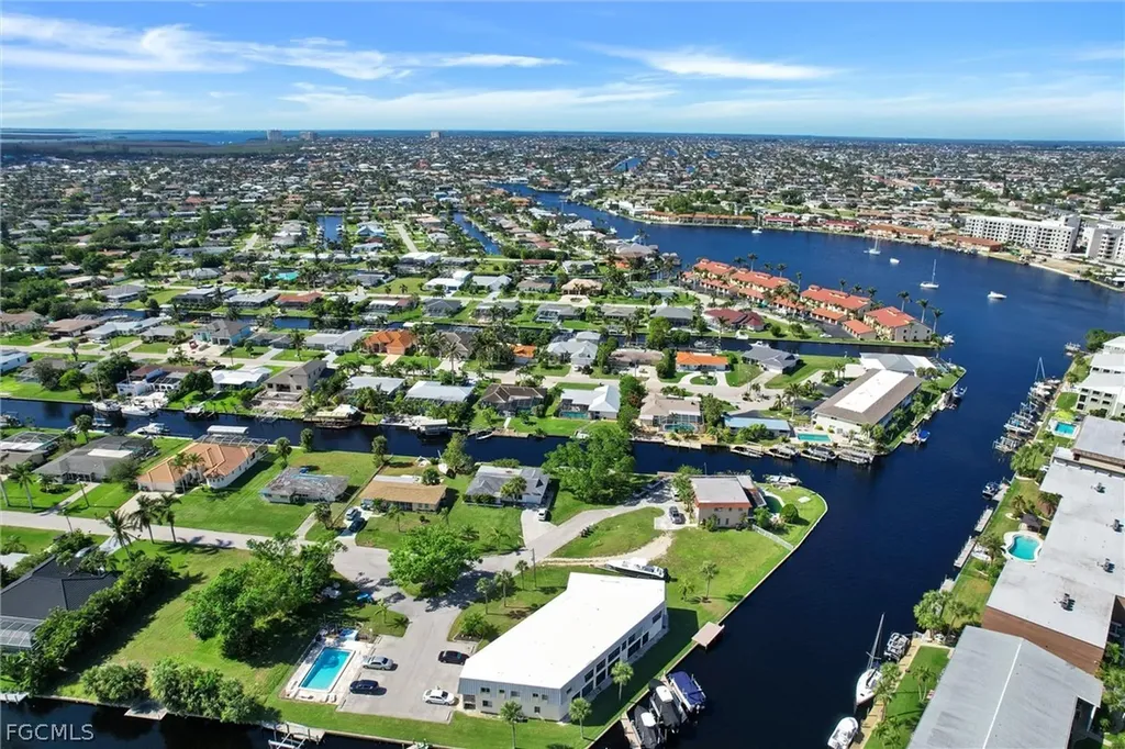 5111 Manor Court Cape Coral FL 33904