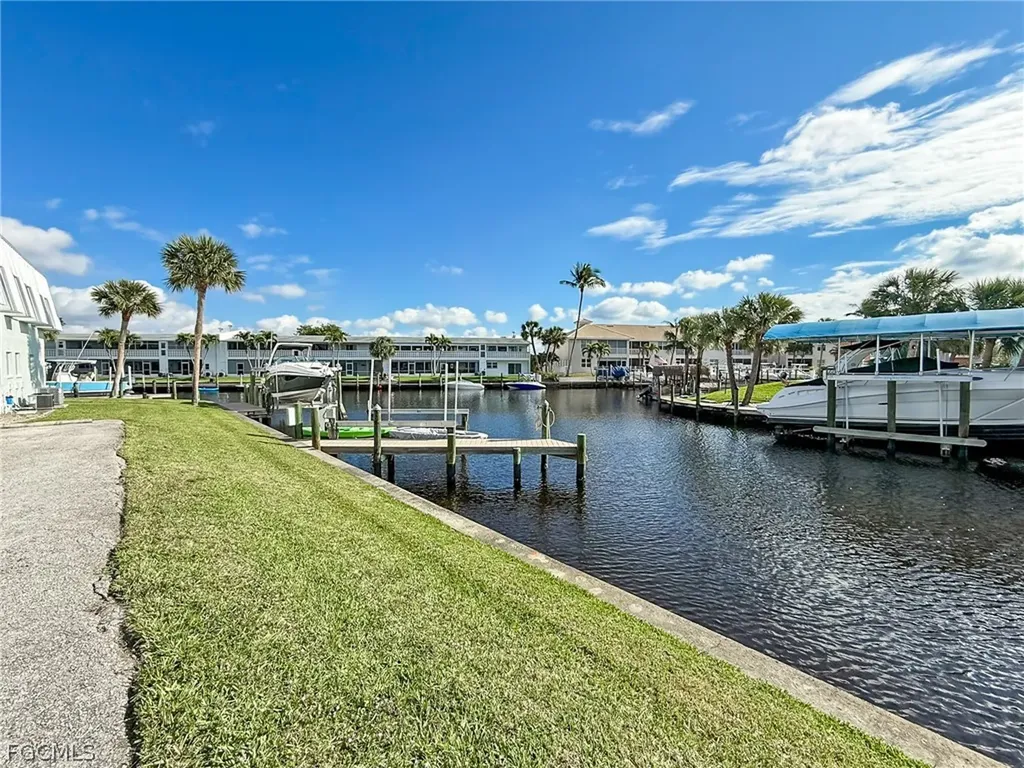 5111 Manor Court Cape Coral FL 33904