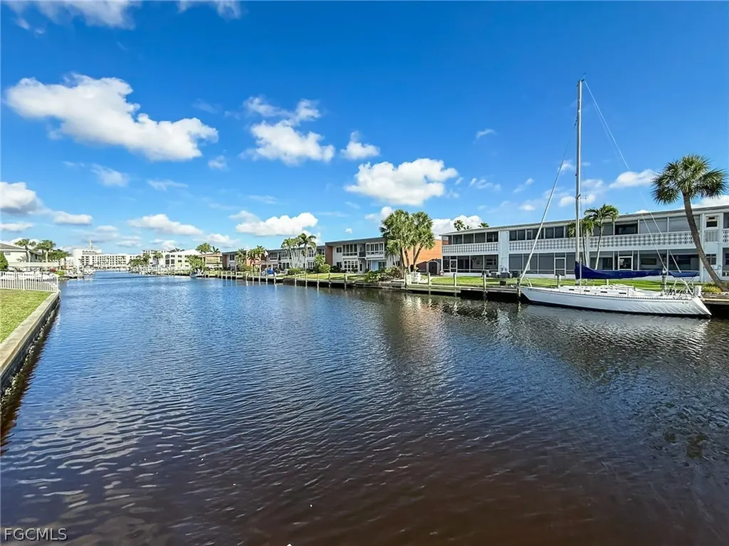 5111 Manor Court Cape Coral FL 33904