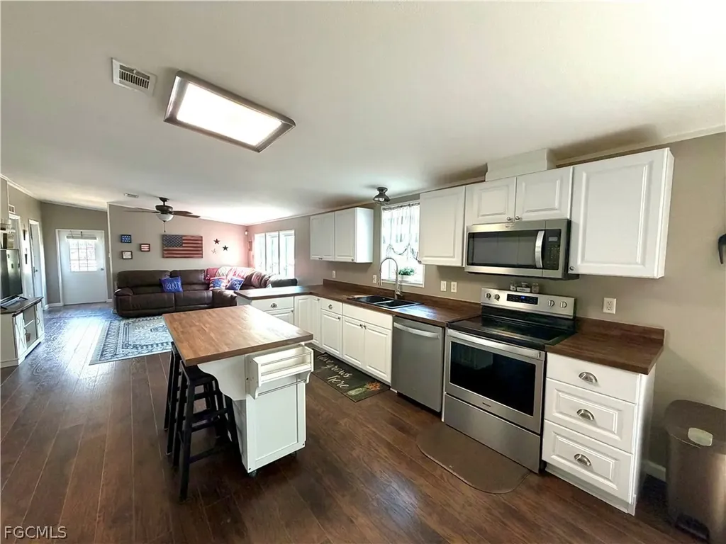 5395 W State Road 80 Fort Denaud FL 33935