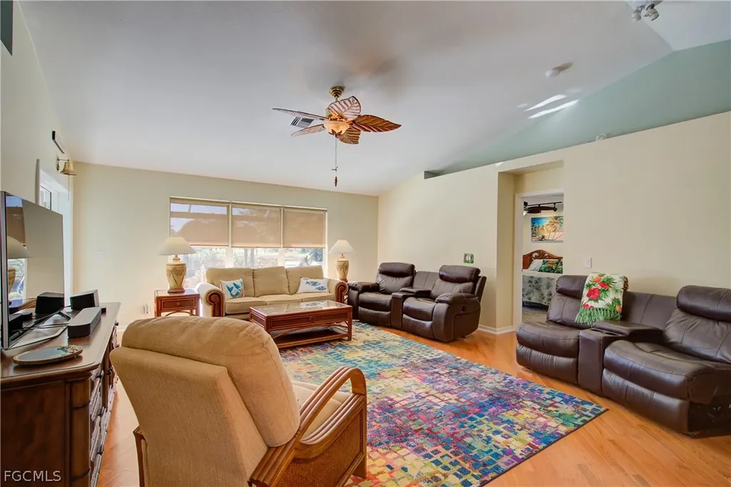 2550 SW 30th Street Cape Coral FL 33914